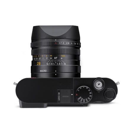 Leica Q3 top