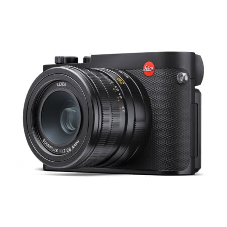 Leica Q3 front
